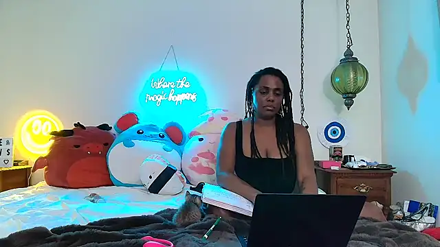 GigiMcFee online show from September 12, 4:34 am