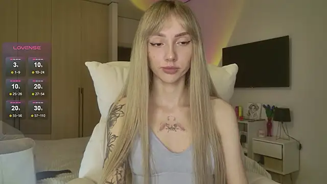 Lunainnk online show from March 23, 1:17 am