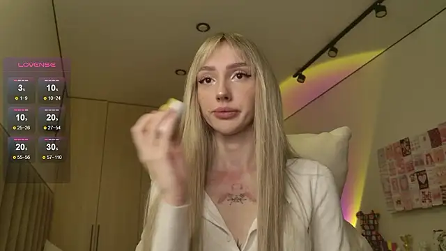 Lunainnk online show from February 15, 10:30 pm