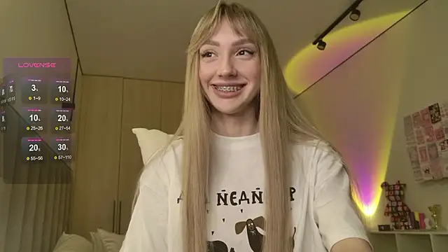 Lunainnk online show from February 10, 1:15 am