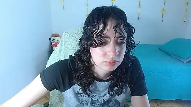 sajecrismaa online show from April 2, 8:04 pm