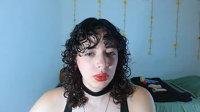 sajecrismaa online show from February 12, 8:30 pm