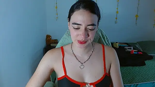 sajecrismaa online show from February 17, 8:50 pm