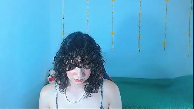 sajecrismaa online show from May 5, 8:34 pm