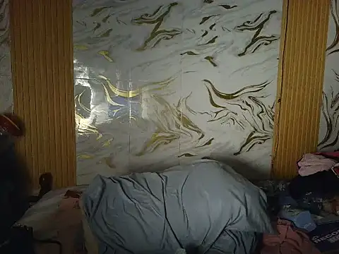 Snapshot of dimple_anne1 chatting on February 6, 11:17 am dimple anne1 online show from February 6, 11:17 am