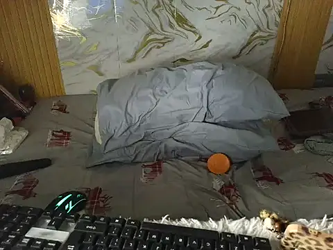 Snapshot of dimple_anne1 chatting on February 8, 12:19 am dimple anne1 online show from February 8, 12:19 am