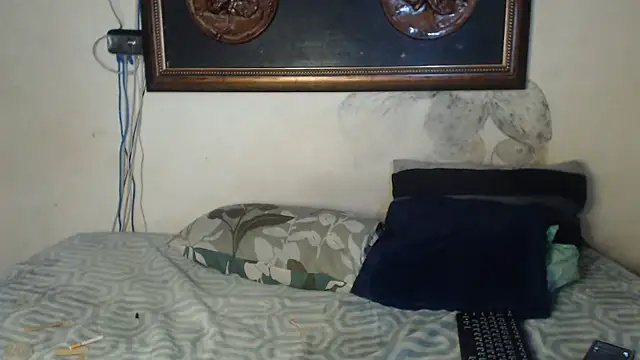 Snapshot of SexyyRedxxx chatting on October 16, 12:35 pm SexyyRedxxx online show from October 16, 12:35 pm