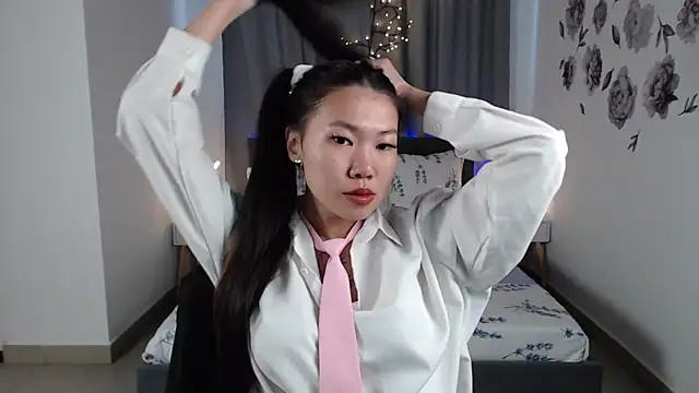 LunaPurrr online show from September 13, 11:16 pm