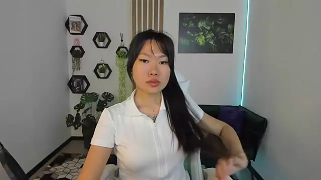 LunaPurrr online show from September 29, 11:21 pm