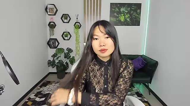 LunaPurrr online show from October 7, 11:06 pm