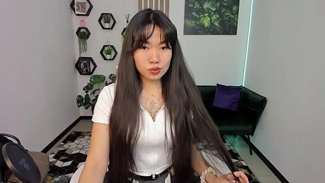 LunaPurrr online show from November 14, 2:26 am