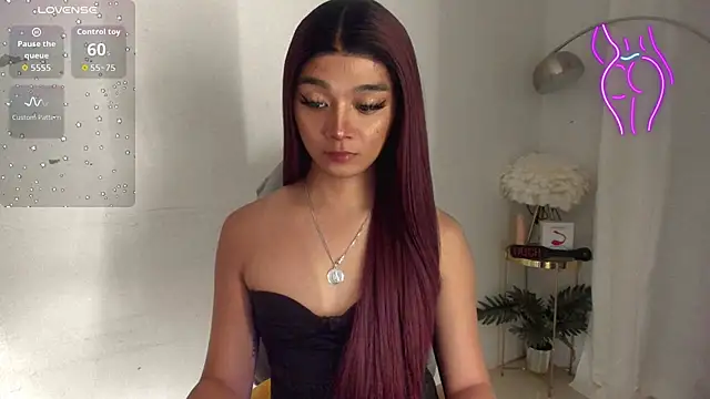 TrinityFucksYou online show from November 27, 5:13 pm