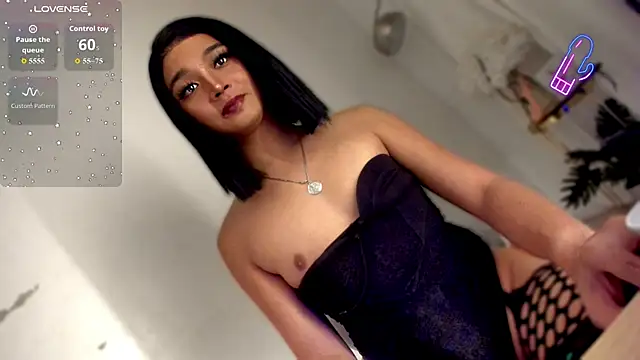 TrinityFucksYou online show from January 6, 12:53 pm