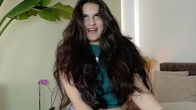 lizdevine online show from October 17, 6:43 pm