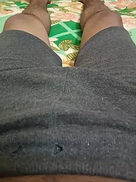 Snapshot of Tamilpayan09876 chatting on June 30, 3:34 pm Tamilpayan09876 online show from June 30, 3:34 pm