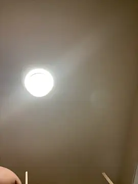 imooLoov online show from November 13, 5:39 pm