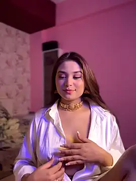 chloiedecker online show from April 7, 7:48 pm