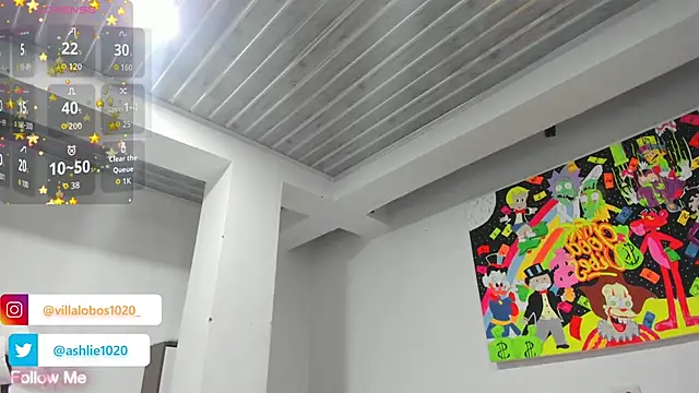 Snapshot of MiaVillalobos chatting on November 28, 2:01 am MiaVillalobos online show from November 28, 2:01 am