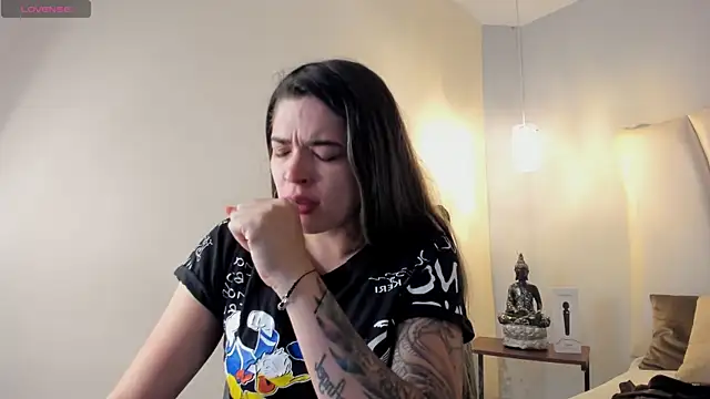 MiaVillalobos online show from October 8, 11:56 am