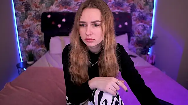 GabriellaJass online show from February 12, 9:14 pm