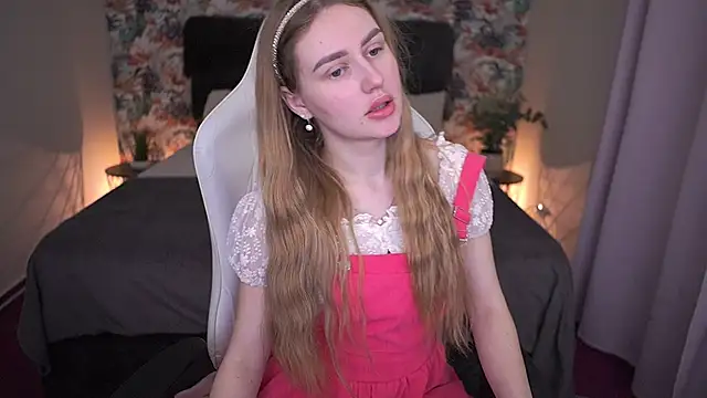 GabriellaJass online show from January 13, 5:28 pm