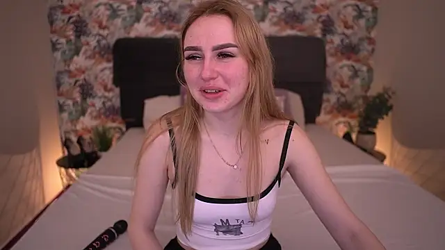 GabriellaJass online show from February 25, 9:25 pm