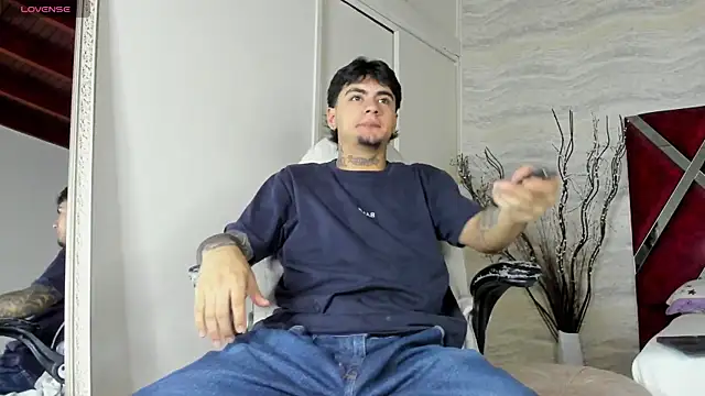 JamesDeker online show from September 25, 8:37 pm