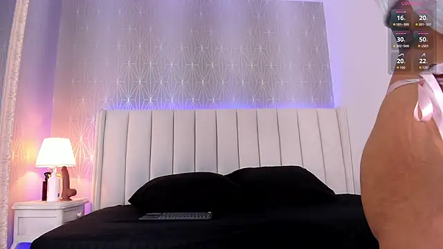 Mia-Medina online show from January 16, 8:13 pm