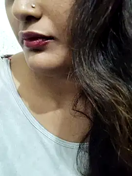 Snapshot of Cute_pinkii chatting on November 23, 8:30 pm Cute pinkii online show from November 23, 8:30 pm