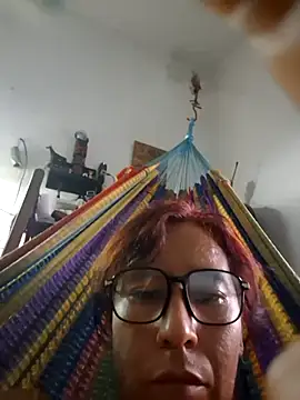 Snapshot of azucena1705 chatting on September 28, 3:57 am azucena1705 online show from September 28, 3:57 am