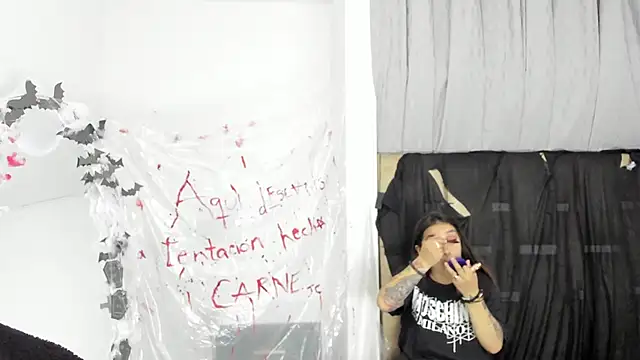 JulianaCarter online show from October 27, 8:21 pm