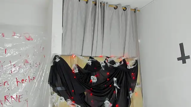 JulianaCarter online show from October 18, 7:38 pm