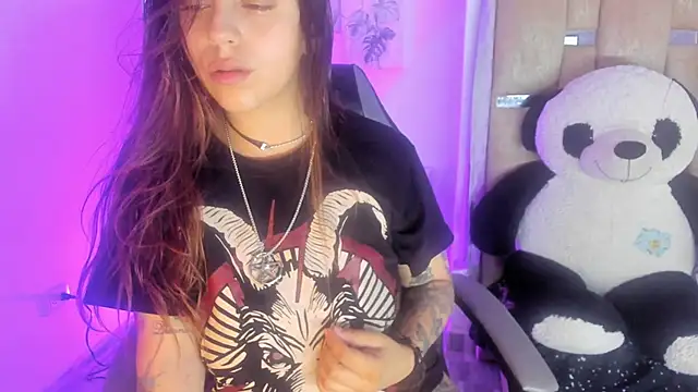 JulianaCarter online show from September 9, 7:45 pm
