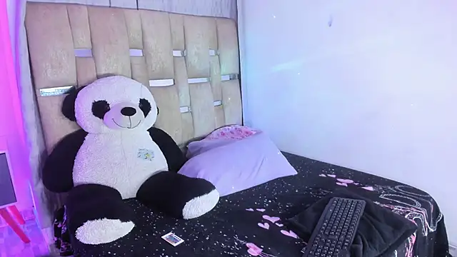 JulianaCarter online show from November 20, 8:20 pm