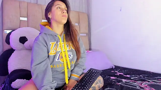 JulianaCarter online show from October 12, 2:07 pm