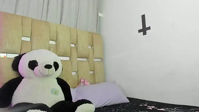 JulianaCarter online show from November 7, 7:40 pm