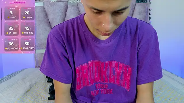 lana and liam  online show from November 2, 10:31 am