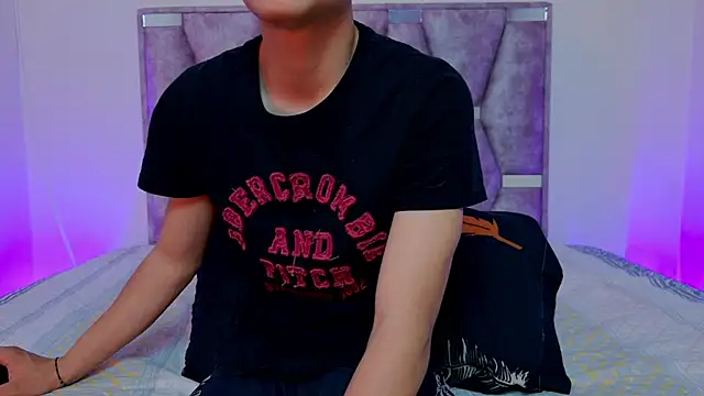 lana and liam  online show from September 12, 10:26 am