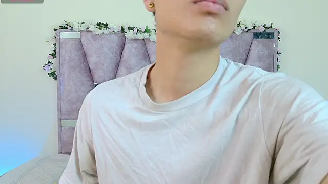 lana and liam  online show from November 15, 10:30 am