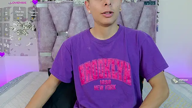 lana and liam  online show from November 5, 10:40 am