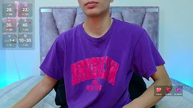 lana and liam  online show from October 2, 10:18 am