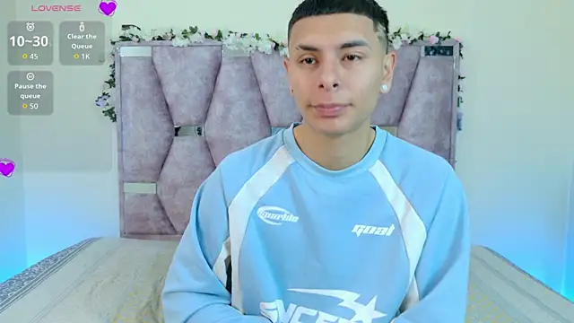 lana and liam  online show from November 7, 10:20 am