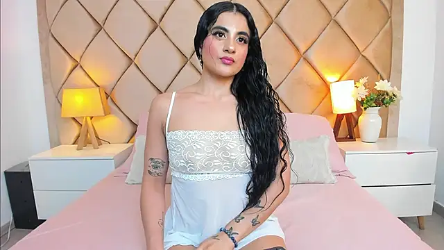 AngelinaDuvall online show from October 1, 11:58 am