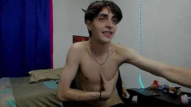 golden ryyan online show from December 15, 3:56 am