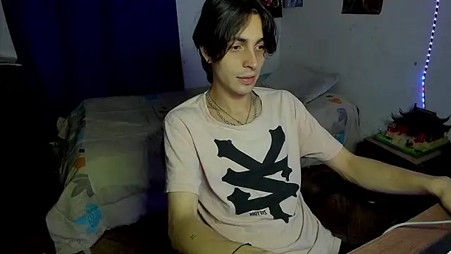 golden ryyan online show from March 11, 6:02 pm