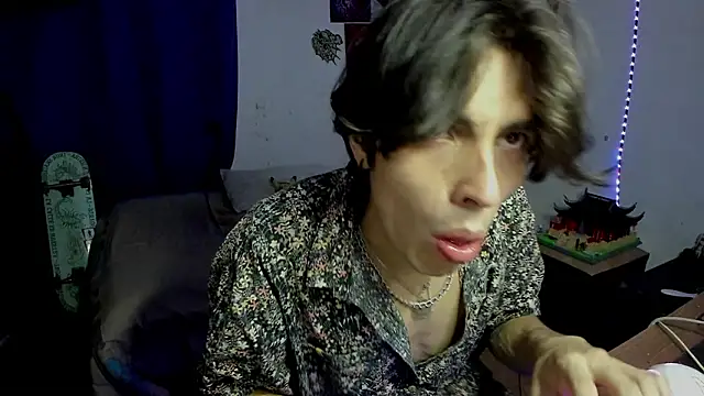 golden ryyan online show from March 16, 2:41 am