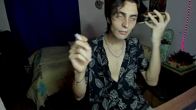 golden ryyan online show from March 12, 10:25 pm