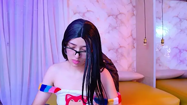 Snapshot of michaelmistress chatting on November 12, 11:36 am michaelmistress online show from November 12, 11:36 am