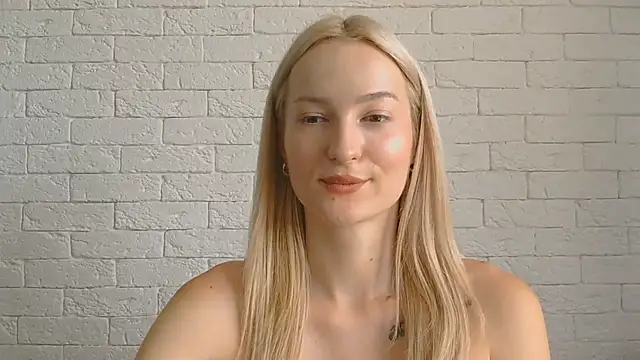 Snapshot of Alice_Sweet_01 chatting on July 29, 12:48 pm Alice Sweet 01 online show from July 29, 12:48 pm