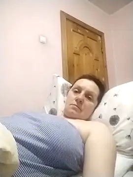 Snapshot of KimmyAghora chatting on December 15, 6:36 pm KimmyAghora online show from December 15, 6:36 pm